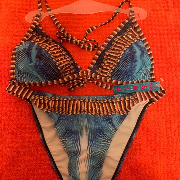 Beautiful swimsuit, size M - Picture 1 of 3